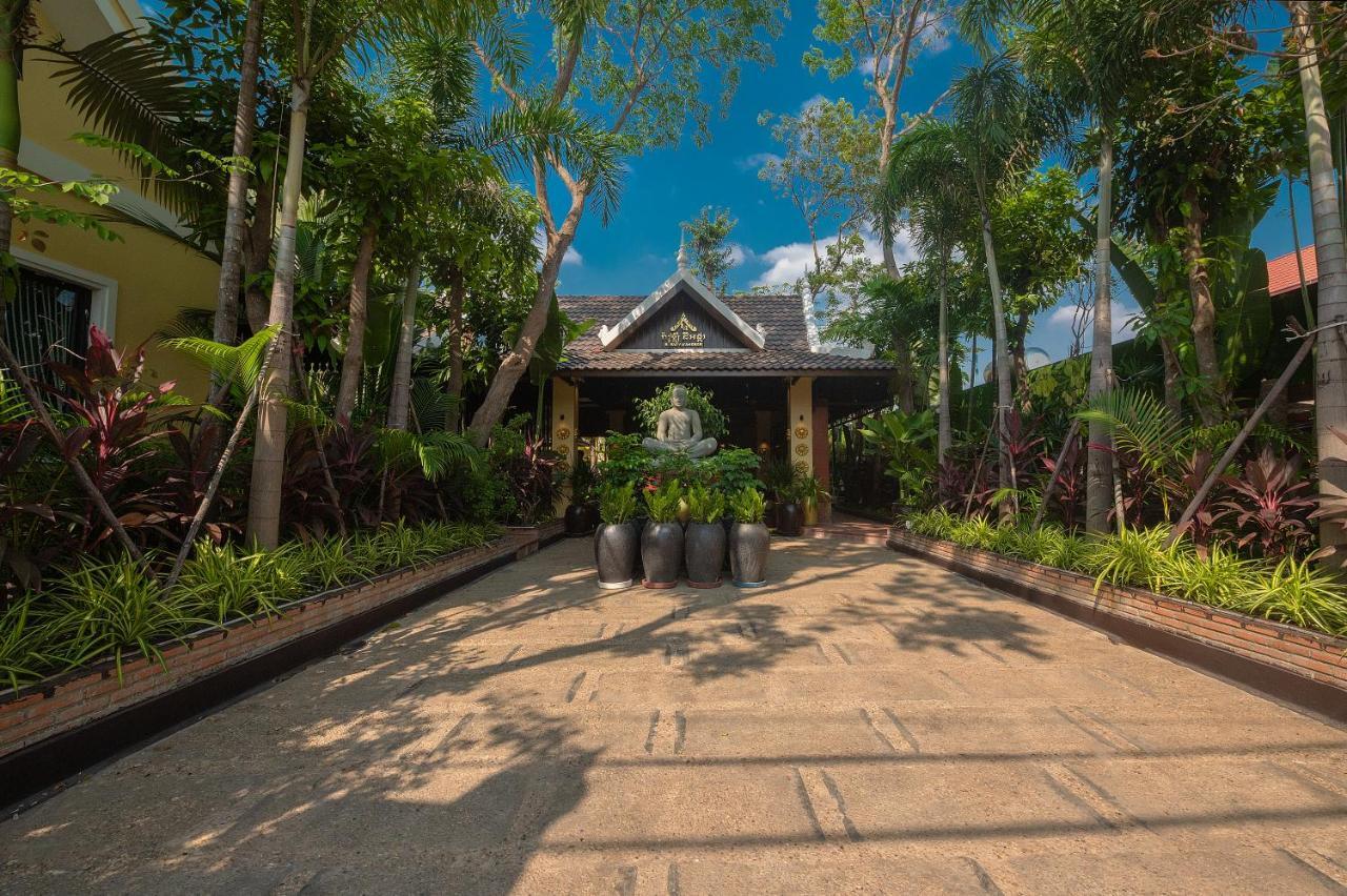Ravady D'Angkor Hotel เสียมราฐ ภายนอก รูปภาพ