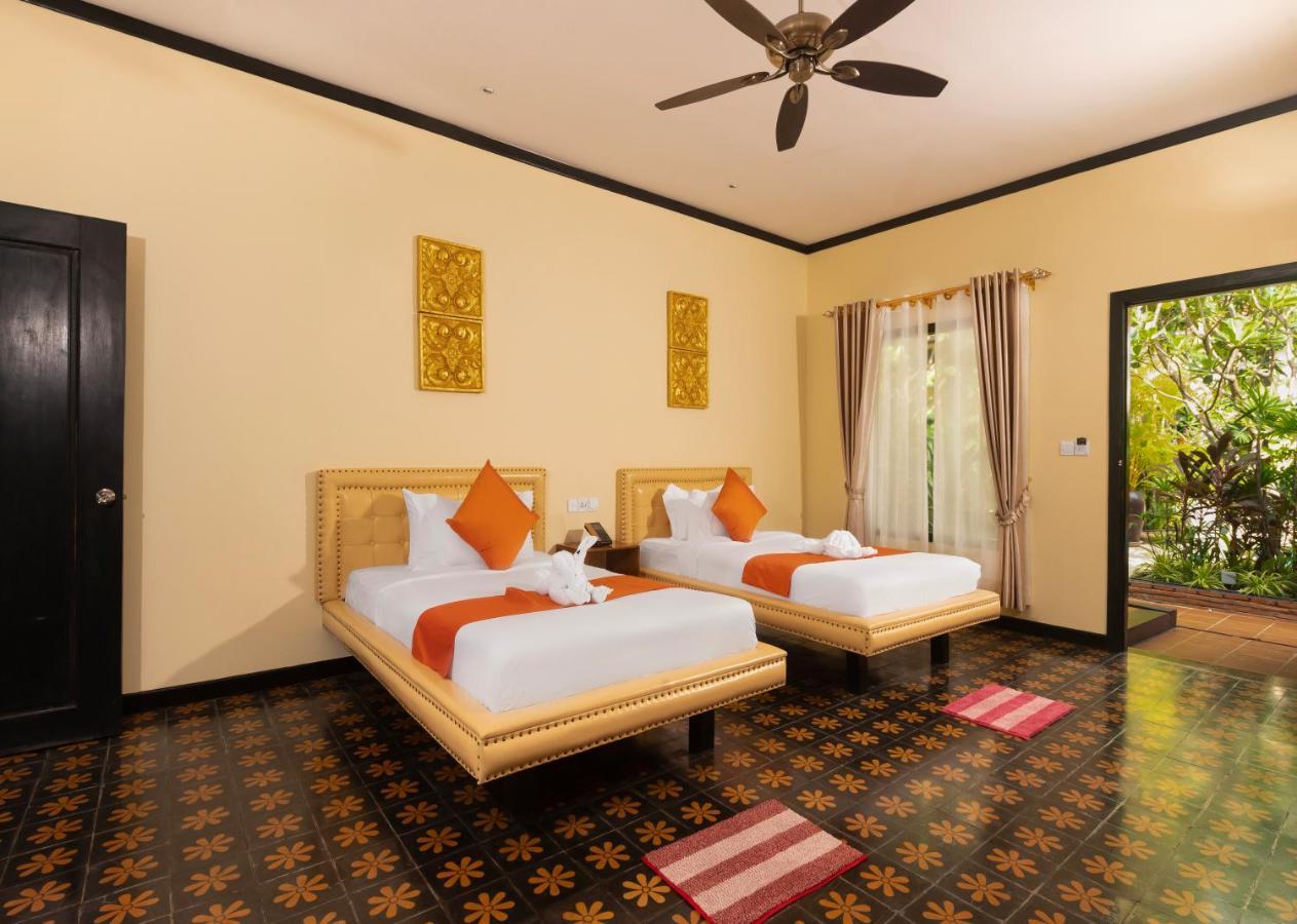 Ravady D'Angkor Hotel เสียมราฐ ภายนอก รูปภาพ