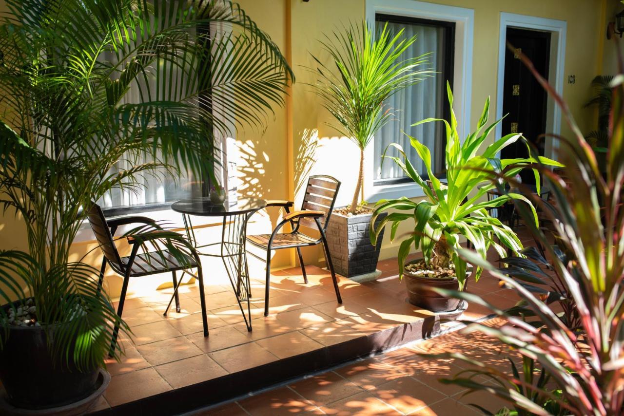 Ravady D'Angkor Hotel เสียมราฐ ภายนอก รูปภาพ