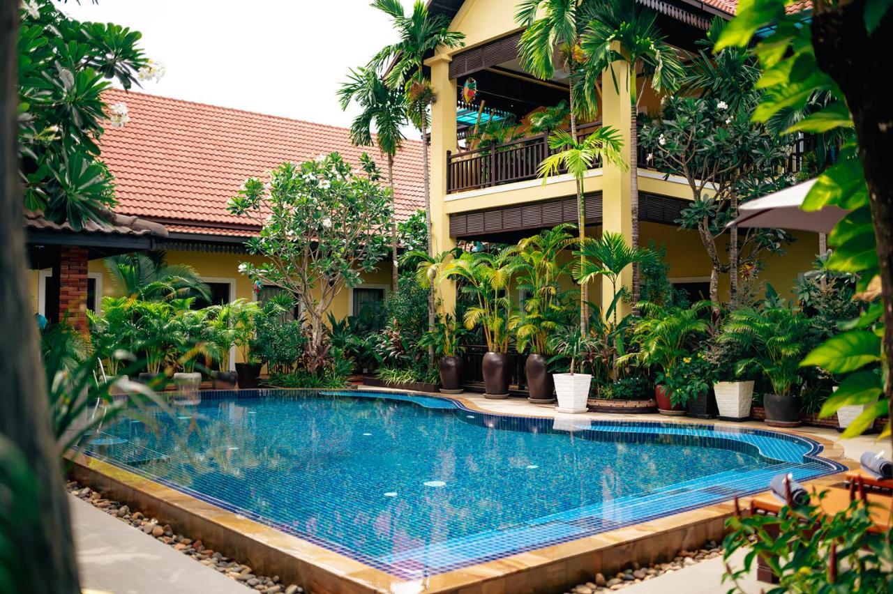 Ravady D'Angkor Hotel เสียมราฐ ภายนอก รูปภาพ